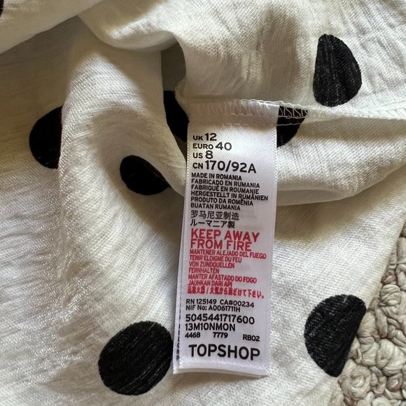 TOPSHOP - Polka Dot Cropped Shirt -- Excellent Condition - Picture 9 of 11